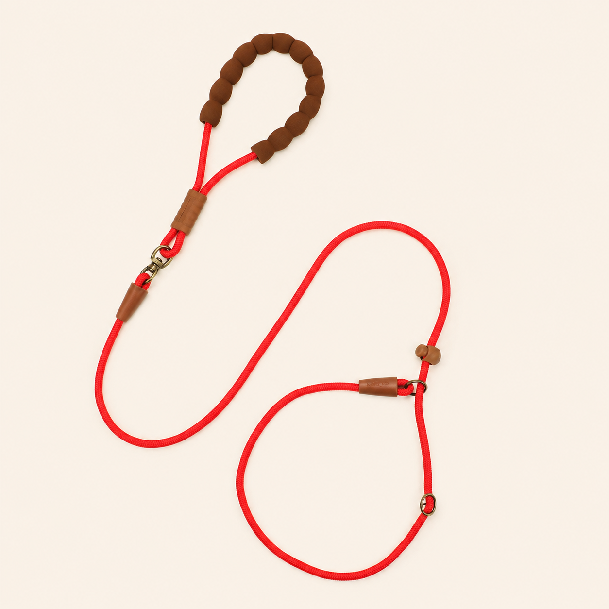 Competition-grade P-chains, P-leashes, dog leashes, nylon leashes, anti-snap leashes